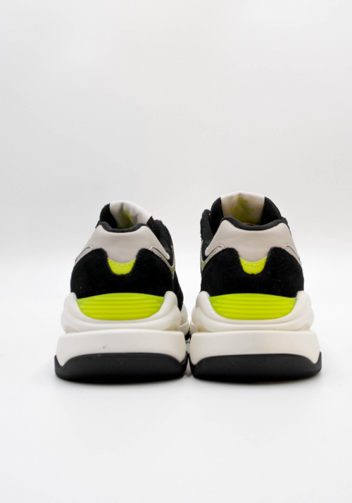 W5740HL1 BLACK YELLOW