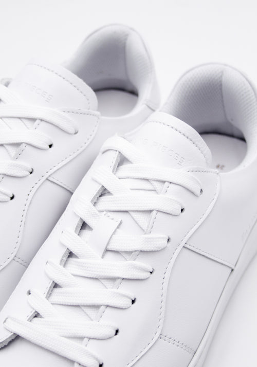 SS21 Light Plain Court All White